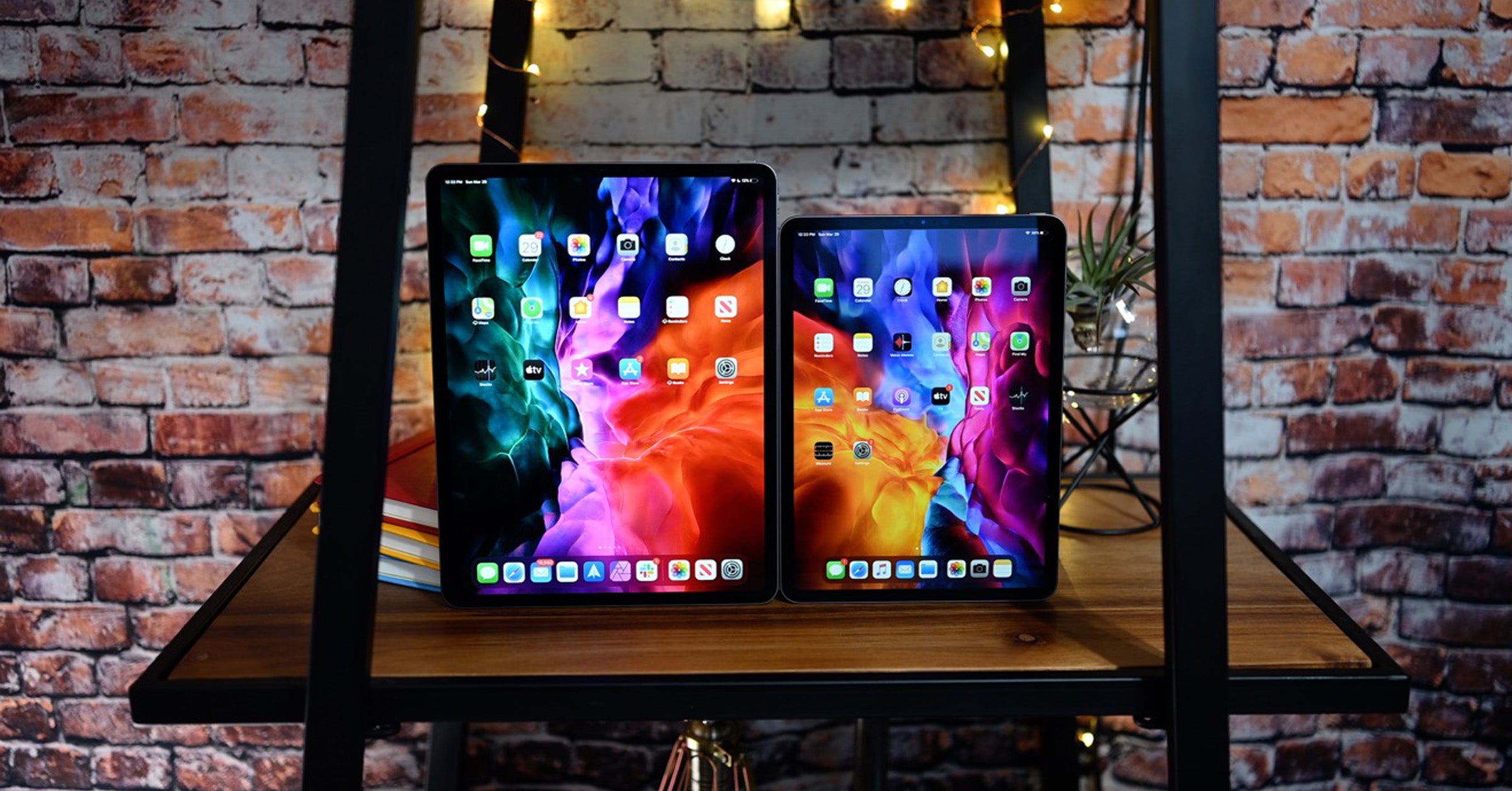 Accessories for Apple iPad: Film screen protectors, Gel cases